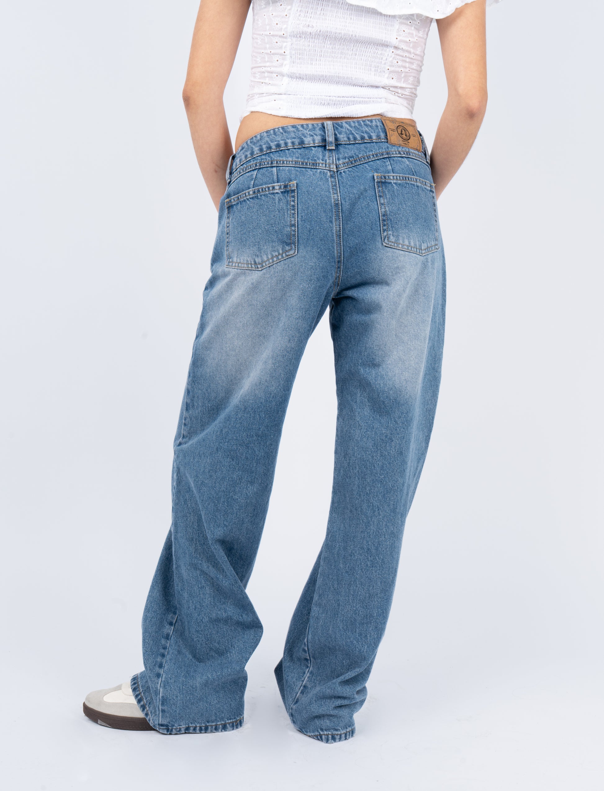 LOW RISE SHIRA ICE FROST